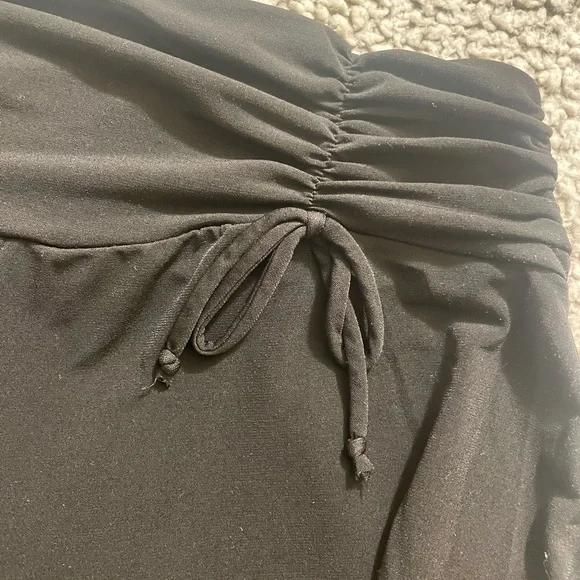 Girl’s pants size XL - Picture 2 of 3